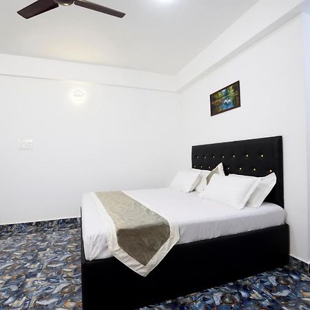 Hotel Flying Goa Calangute Bagian luar foto