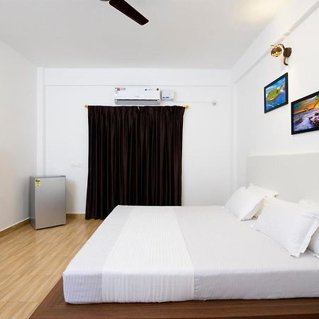 Hotel Flying Goa Calangute Bagian luar foto