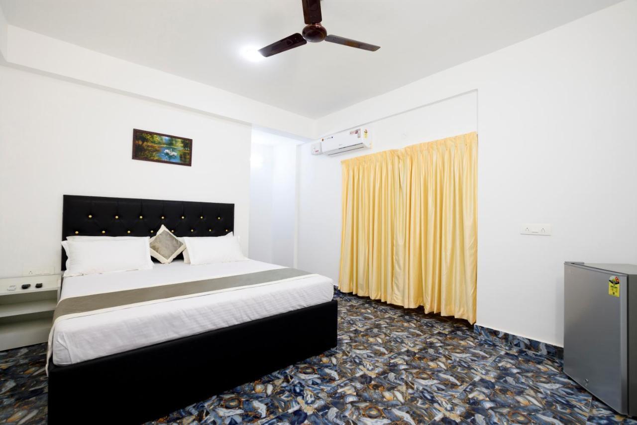 Hotel Flying Goa Calangute Bagian luar foto